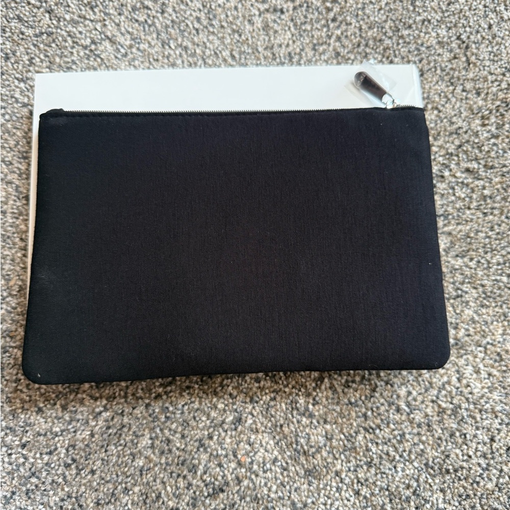 Dior Black Zipper Pouch - Picture 3 of 5